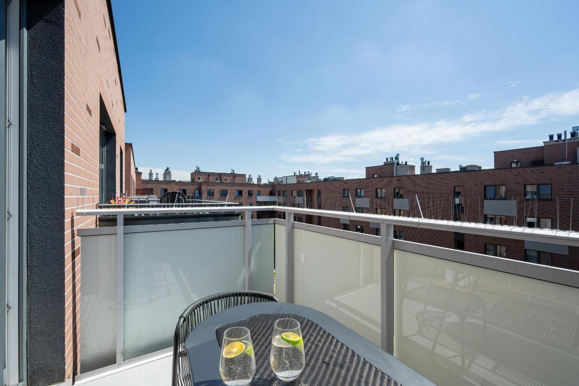 Piekny Apartament Wichrowa - 2 Sypialnie Free Garage Wroclaw By Noclegi Renters Exteriör bild