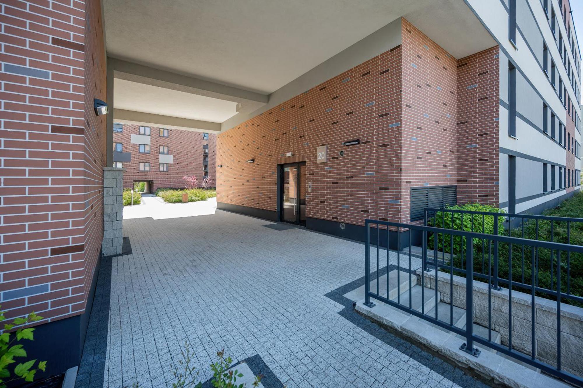 Piekny Apartament Wichrowa - 2 Sypialnie Free Garage Wroclaw By Noclegi Renters Exteriör bild